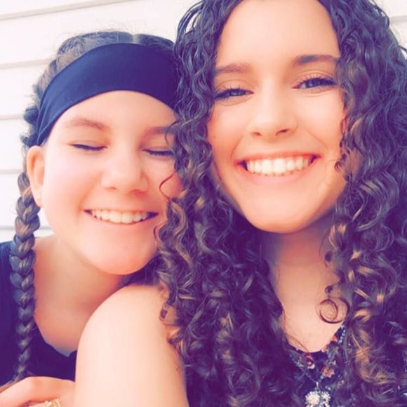 Meet your Posher, Shelby - Picture 1 of 1